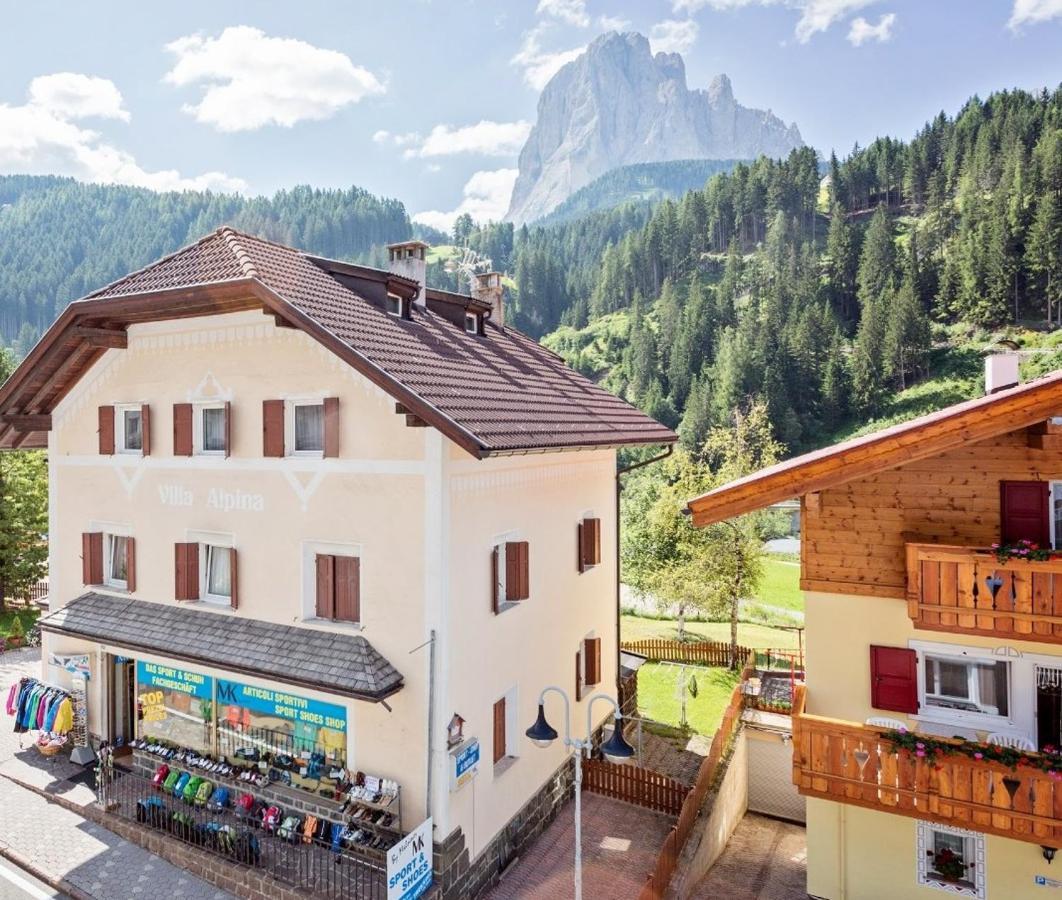 Villa Alpina Apartments Santa Cristina Val Gardena Luaran gambar