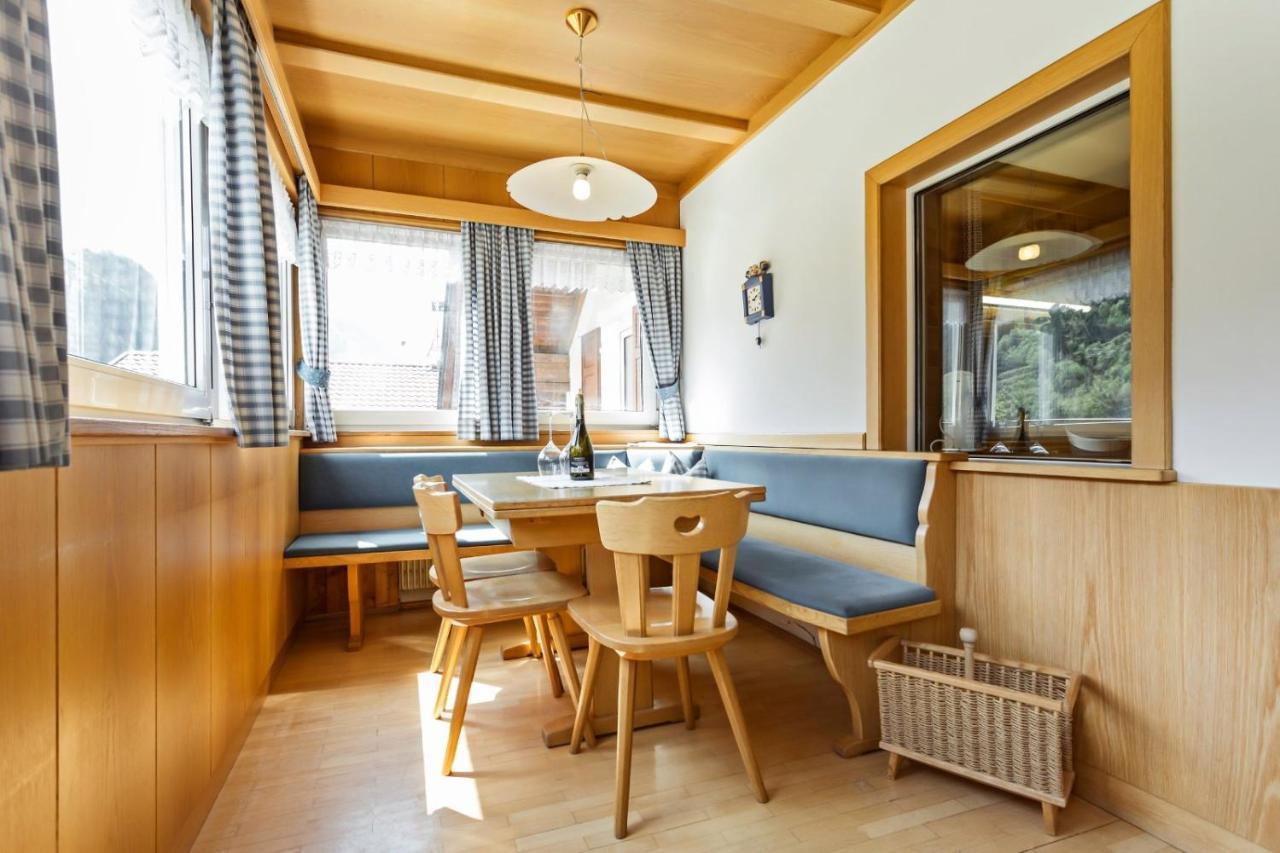 Villa Alpina Apartments Santa Cristina Val Gardena Luaran gambar